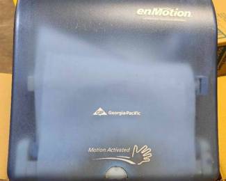 (4) Georgia-Pacific enMotion 59450A 10-inch Automated Touchless Paper Towel Dispenser