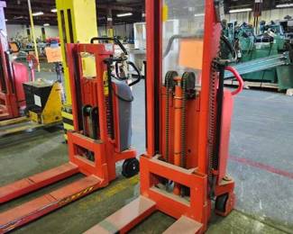 Interthor Logitrans Electric Stacker - 2200lb Capacity