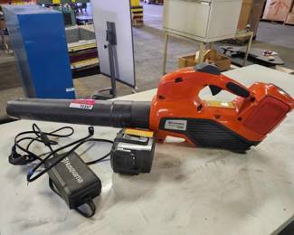 Husqvarna 320iB Cordless Leaf Blower with 2 Batteries and Charger