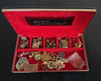 Lot Of Vintage Pins In Jewelry Box
