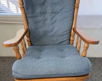 High Back Glider W Cushions