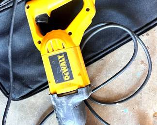 Dewalt DW304P reciprocating saw