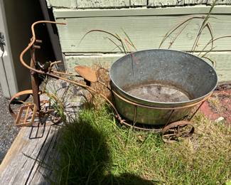 Yard art bicycle metal with planter $20