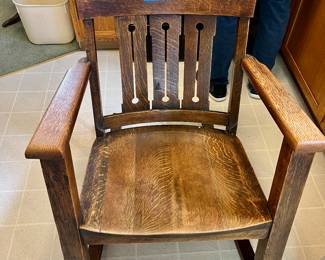 WISCONSIN early 1900s rocking Chair Co Mission style $50
