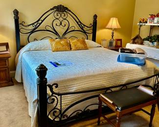 King metal bed with Cool Comfort mattress and adjustable base with remote, purchased Oct 2021…this mattress and bed (King Size) are in like new condition!! See paperwork pic following for adjustable mattress 