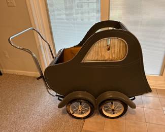 1937 baby stroller/pram