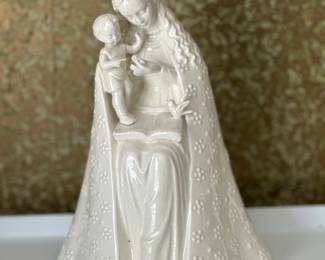 1950’s MJ HUMMEL GOEBEL 10/1 FLOWER MADONNA AND CHILD bird Jesus WHITE HALO