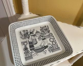 Arabia Finland Emilia Trinket Tray Dish