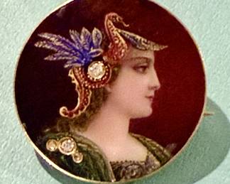 18K YELLOW GOLD SWISS ENAMEL PIN CIRCA 1860'S with Rose Cut Diamond
$2500