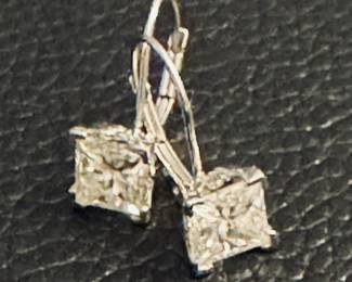 1.5 carat gorgeous princess cut diamonds