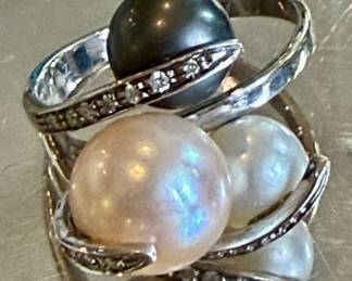 Large multi color pearl and diamond ring