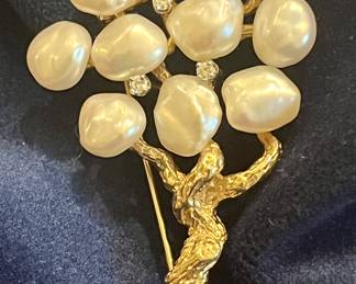 Pearls and diamonds in 14k