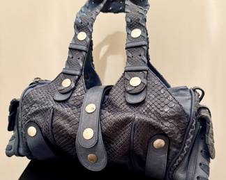 CHLOE $1600