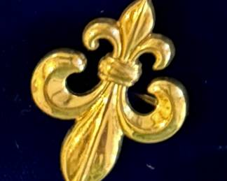 Gold Fleur de Lis 1890-1900
$470