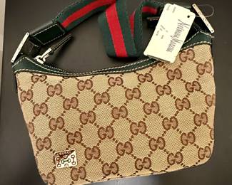 GUCCI $400