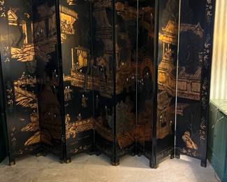 8 Panel Screen