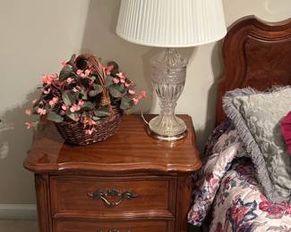 Lexington Queen Bedroom Set