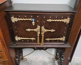 2022 Wooden Writing Desk