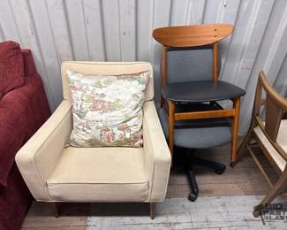 7008 Armchair, Wooden Chair and Office Chair