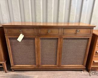7508 Stromberg Carlson Turntable Music Cabinet
