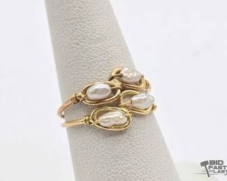 754 2 14k Gold and Pearl Rings, 1.9g