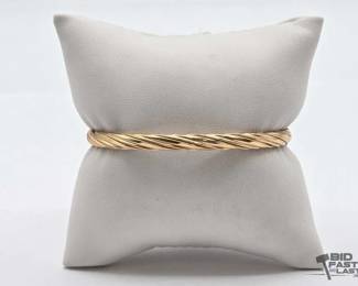 802 10k Gold Bangle, 6.3g