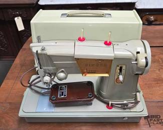 2232 Singer Sewing Machine Case