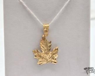 750 14k Gold Leaf Pendant, 2.2g