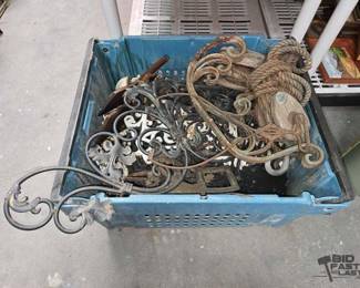 2246 Tote of Metal Decor and More
