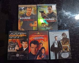 Set of 5 DVD movies Jason Bourne and James Bond