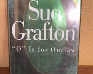 1st Edition O is for Outlaw by Sue Grafton signed
