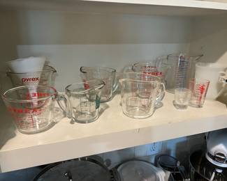 Pyrex measuring cups