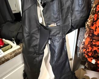 Harley-Davidson FXRG Leather Riding Chaps in PRISTINE condition!