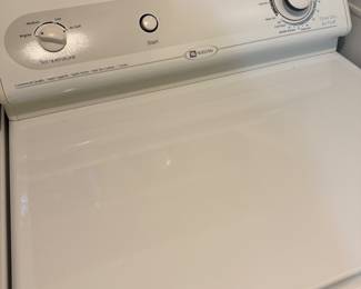 Maytag Dryer - Heavy Duty - works perfectly!