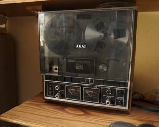 Akai reel-to-reel