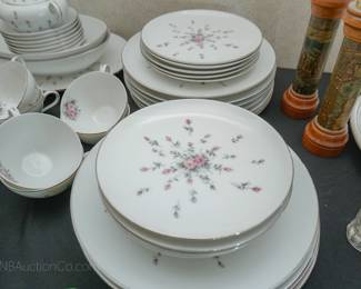 Harmony House Rosebud dinnerware