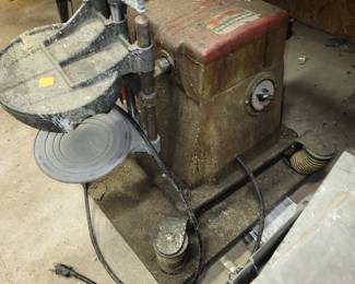 Vintage paint shaker