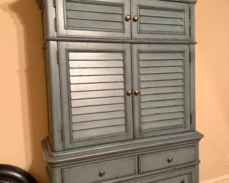 Havertys welcome home armoire