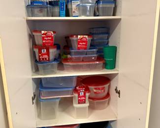 Misc plastic food storage containers
