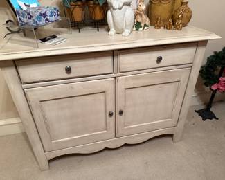 White wood dresser, tv console, hall cabinet
