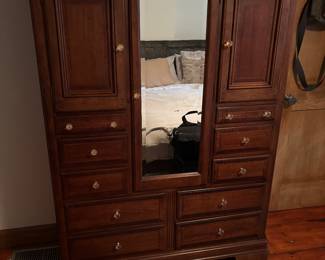 Really Nice Armoire.
Alexander Julian Home Colours.
Lots Of Storage
$75