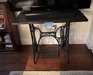 Vintage Singer Sewing Machine Stand Converted Into A Table.
Multiple Uses.
$30