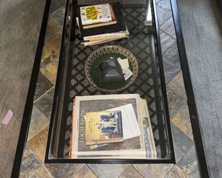 Very nice, like new coffee table