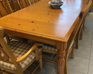 Dining table, 8 chairs and leaf.