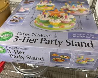 Cakes N' More 3 tier party stand 