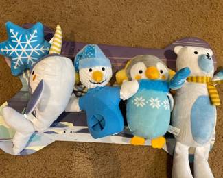 Buddy Buddy Arctic Dog Bone Basket Toy Set 