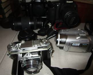 Camera collection including Leica