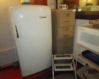 Old 1950's fridge STILL works great and will for ever!