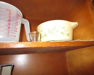 More kitchen