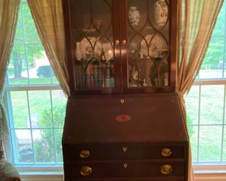 Jasper secretary available for presell. Key component needs replaced.
$190
